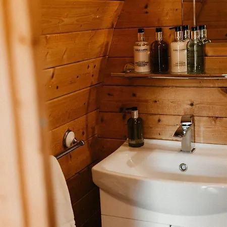 Bed & Breakfast The Wilson Arms 3*